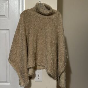 Anthropologie Akemi + Kin poncho